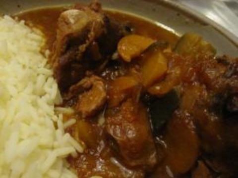 鴨モモ肉のワイン煮込み